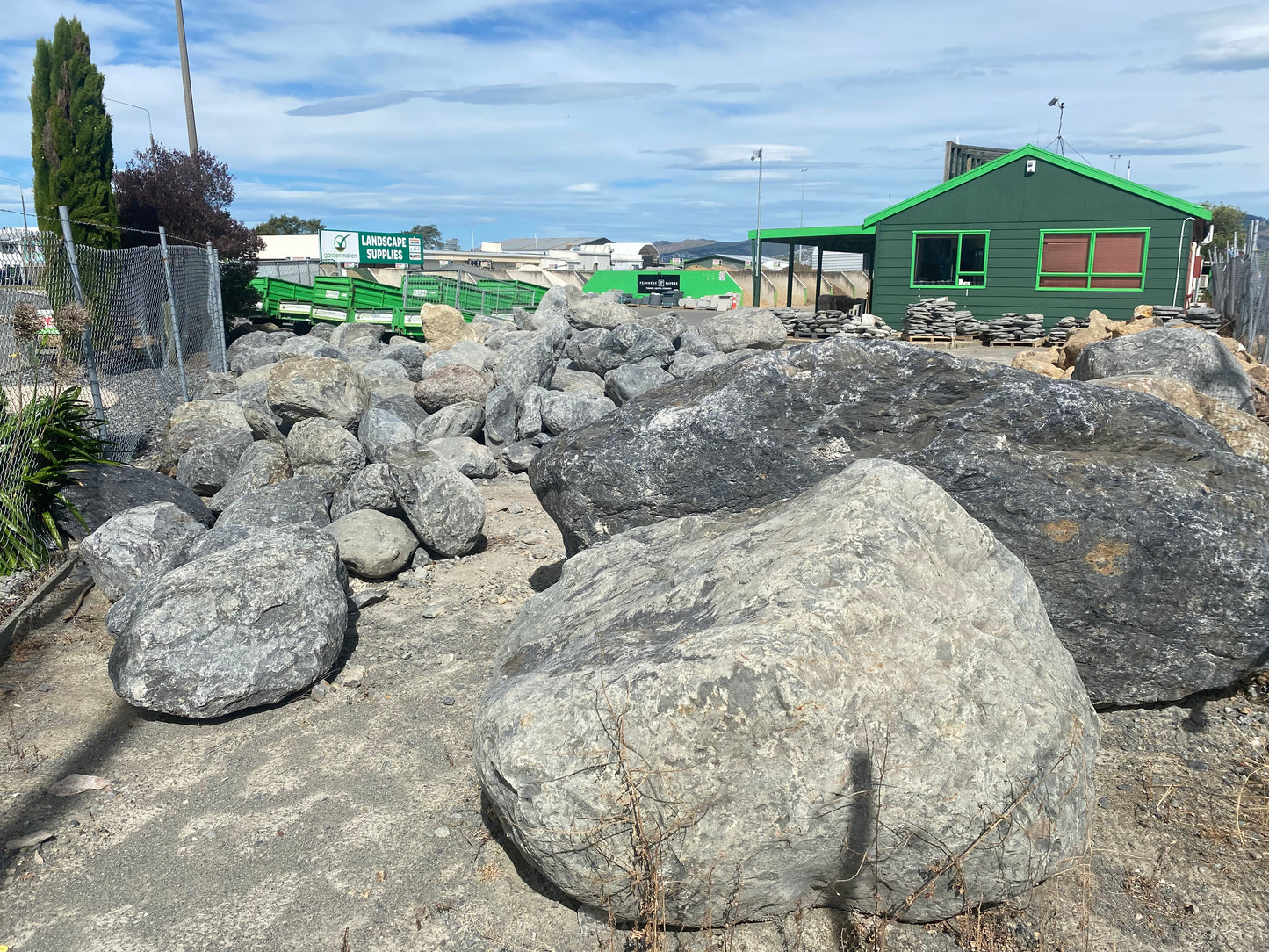 Hapuku Boulders